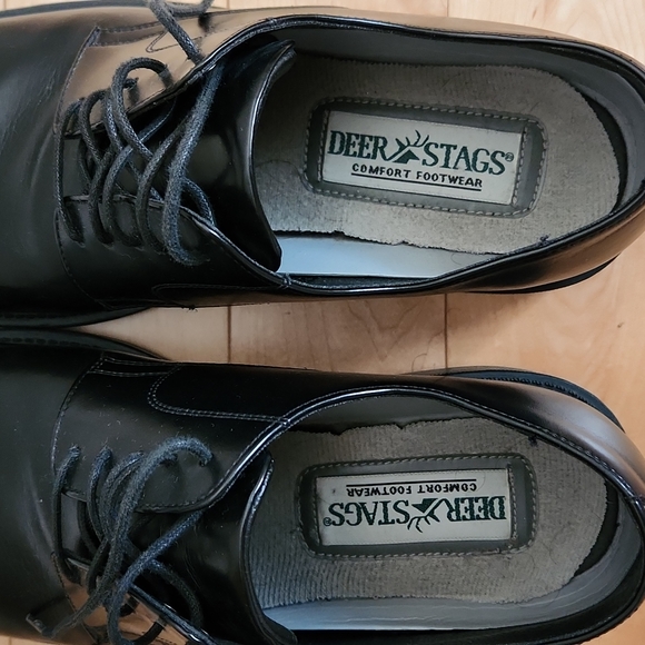 Men's Deer Stag Dress Shoes - Picture 2 of 3